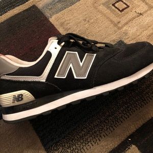 Black New Balance Classics 574